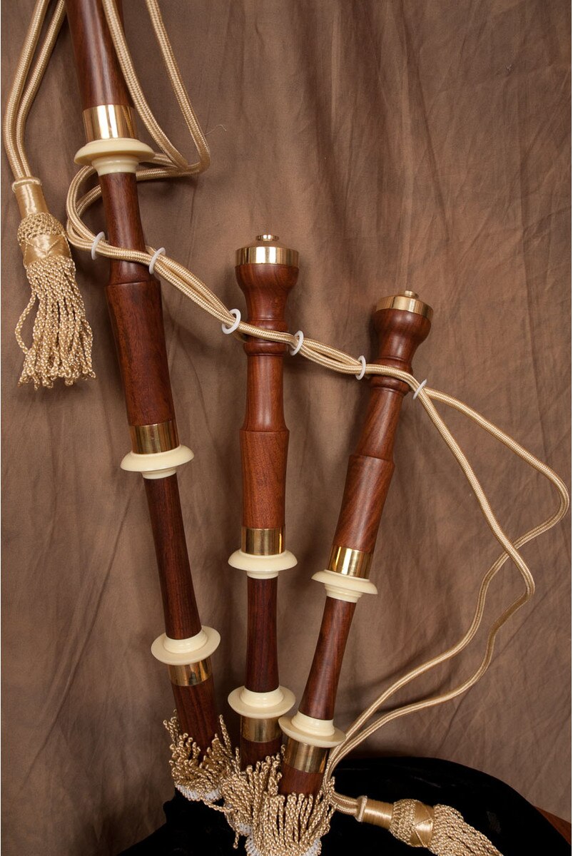 Mid-East Full Size Sheesham Chalice Style Bagpipe with Black Cover